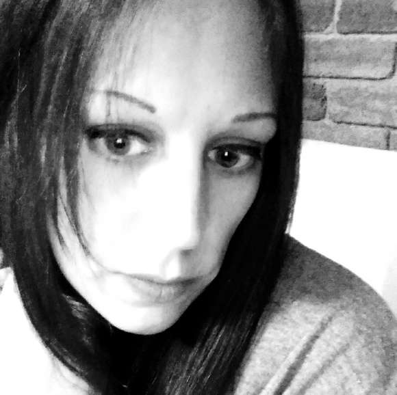 Meet your Posher, Michelle - Picture 8 of 8